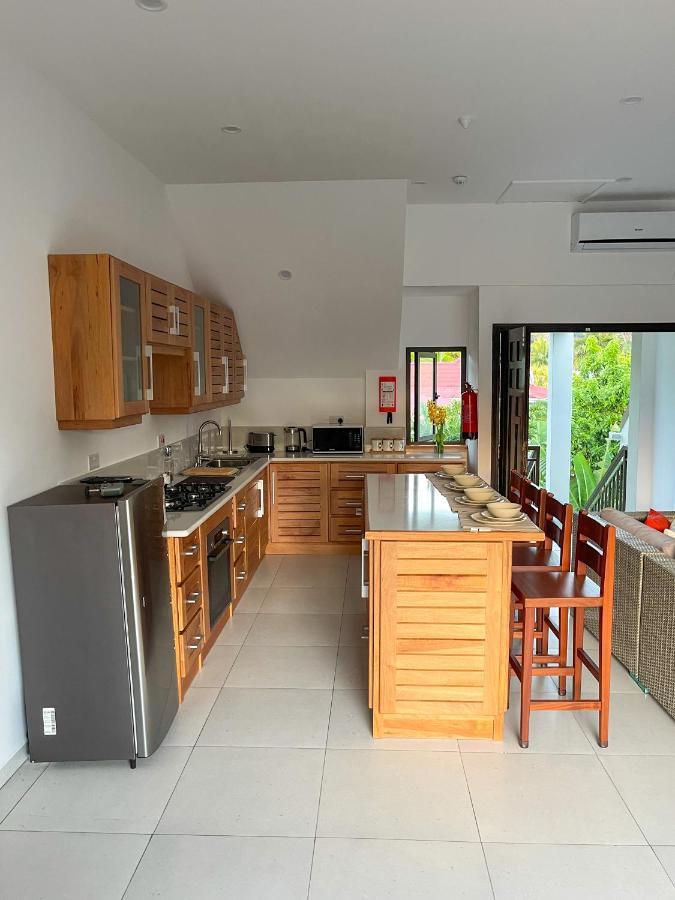 Nautilus Apartments Anse Royale Exterior foto